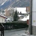 Apartment 3v21 *
